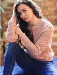 Elite escort service in Karai Parsurai for home and hotel visits